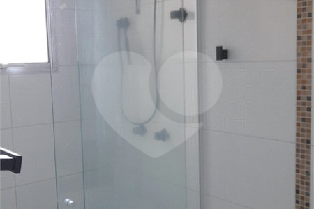Casa à venda com 2 suítes no condomínio Residencial Matos, São Paulo - SP