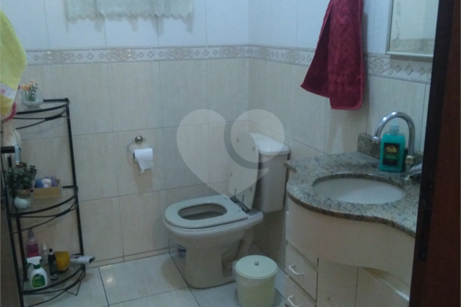 Sobrado à venda com 4 quartos, sendo 3 suítes, em Limão, São Paulo, SP