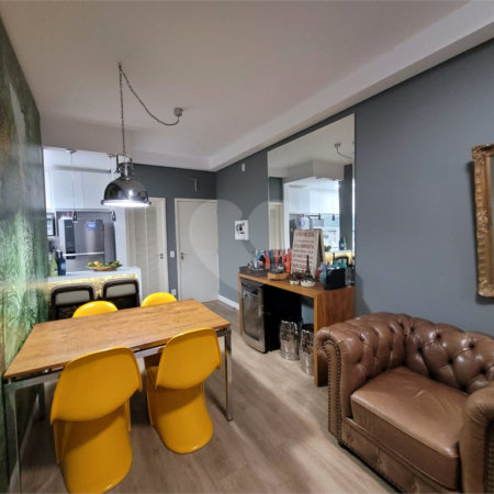 Apartamento à venda com 3 quartos, sendo 1 suíte, no Centro, Vinhedo, SP