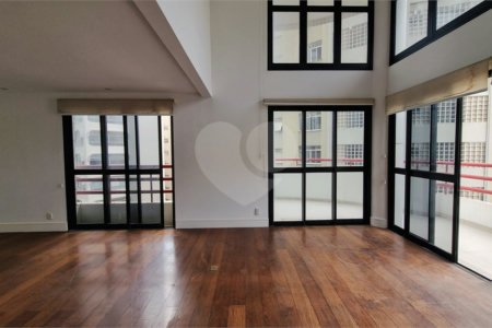 Duplex à venda com 4 suítes em Itaim Bibi, São Paulo, SP