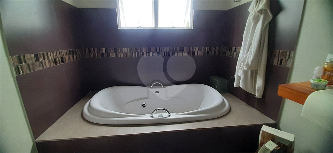 Casa à venda com 3 suítes no condomínio Alpes de Mairiporã, Mairiporã - SP