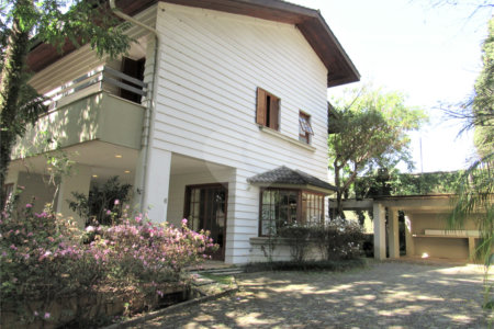 Casa à venda com 4 suítes no condomínio Jatoba, São Paulo - SP
