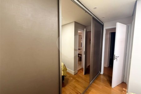 Apartamento à venda com 3 quartos, sendo 1 suíte,  em Vila Maria Alta, São Paulo, SP