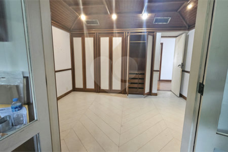 Casa em condomínio à venda com 5 quartos, sendo 3 suítes, em Barra da Tijuca, Rio de Janeiro, RJ