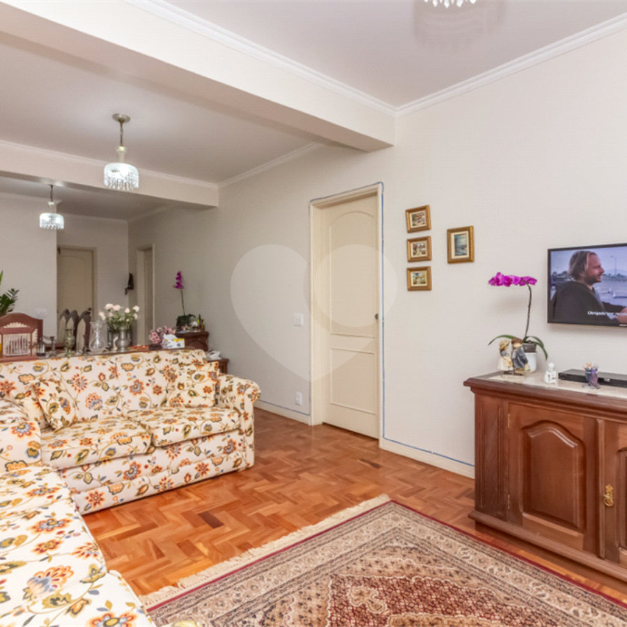 Apartamento à venda com 3 quartos, sendo 1 suíte, em Perdizes, São Paulo, SP