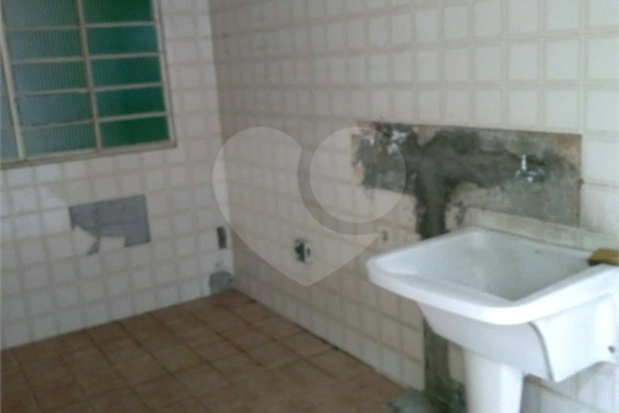 Sobrado à venda com 3 quartos em Tremembé, São Paulo, SP