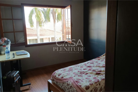Casa à venda com 3 quartos, sendo 1 suíte,  em Jardim Americano, Sorocaba, SP