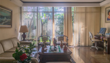 Casa à venda com 3 quartos, sendo 2 suítes,  em Granja Julieta, São Paulo, SP