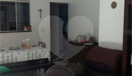 Casa Térrea à venda com 3 quartos, sendo 1 suíte,  em Jardim Oriental, São Paulo, SP