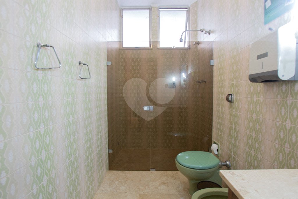 Casa à venda ou para alugar com 3 quartos, sendo 1 suíte,  em Mirandópolis, São Paulo, SP
