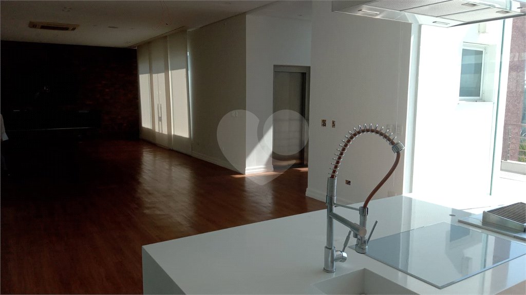 Casa à venda com 4 suítes em Jardim Imperial Hills Iii, Arujá, SP