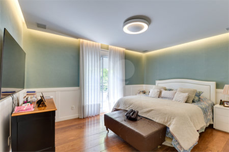 Casa à venda com 3 suítes no condomínio Parc Vignoble, São Paulo - SP