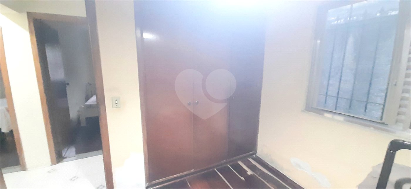 Casa à venda com 3 quartos, sendo 1 suíte, em Vila Nivi, São Paulo, SP