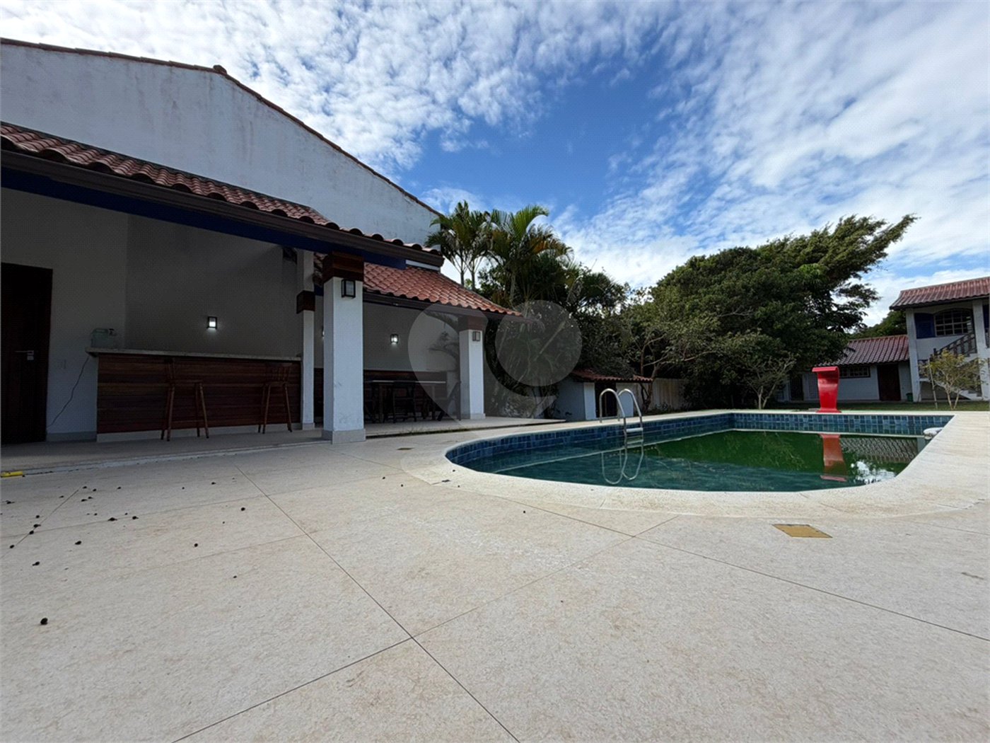 Casa à venda com 4 quartos, sendo 2 suítes, em Ogiva, Cabo Frio, RJ