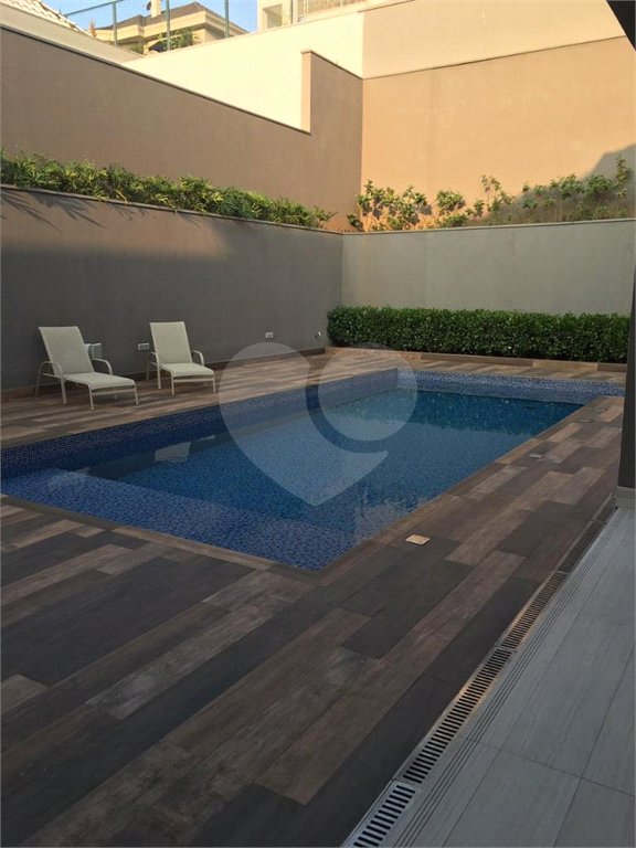 Casa à venda com 5 suítes no condomínio Residencial Tamboré 2, Santana de Parnaíba - SP