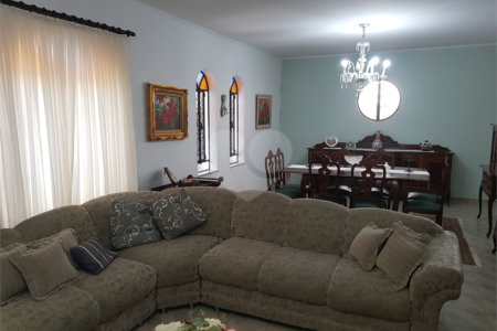 Casa à venda com 3 quartos, sendo 2 suítes, em Jardim Campo Grande, São Paulo, SP