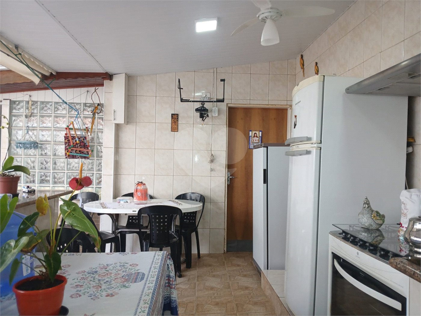Casa à venda com 3 quartos, sendo 1 suíte,  em Esplanada Mendes Moraes, São Roque, SP