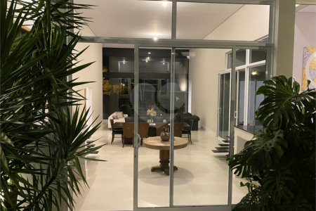 Casa à venda com 3 suítes no condomínio Jardim Primavera, Louveira - SP