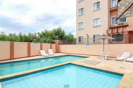Apartamento à venda com 3 quartos, sendo 1 suíte,  em Jardim São Luís, São Paulo, SP