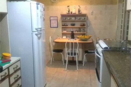 EXCELENTE OPORTUNIDADE - Casa térrea