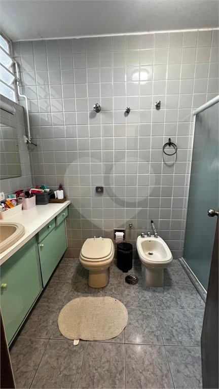 Sobrado à venda com 3 quartos, sendo 1 suíte, em Vila Mariana, São Paulo, SP