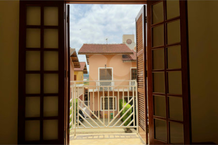 Casa à venda com 2 quartos no condomínio Portal dos Gamez, Atibaia - SP