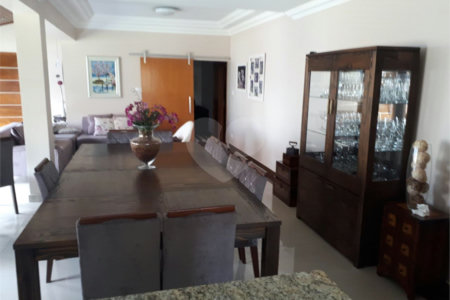 Casa à venda com 3 suítes no condomínio Haras São Luiz, Salto - SP