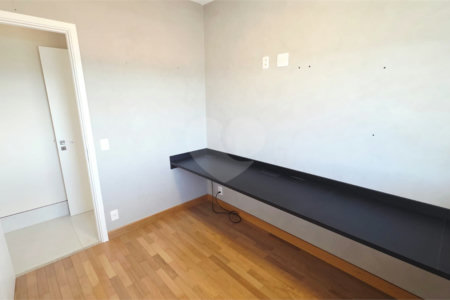 Apartamento à venda com 3 suítes em Vila Gertrudes, São Paulo, SP