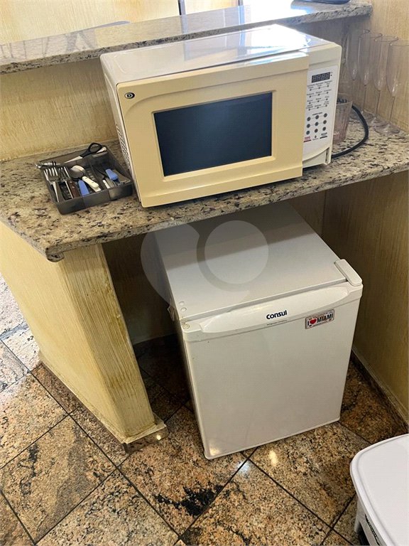 Apartamento à venda com 1 quarto em Indianópolis, São Paulo, SP