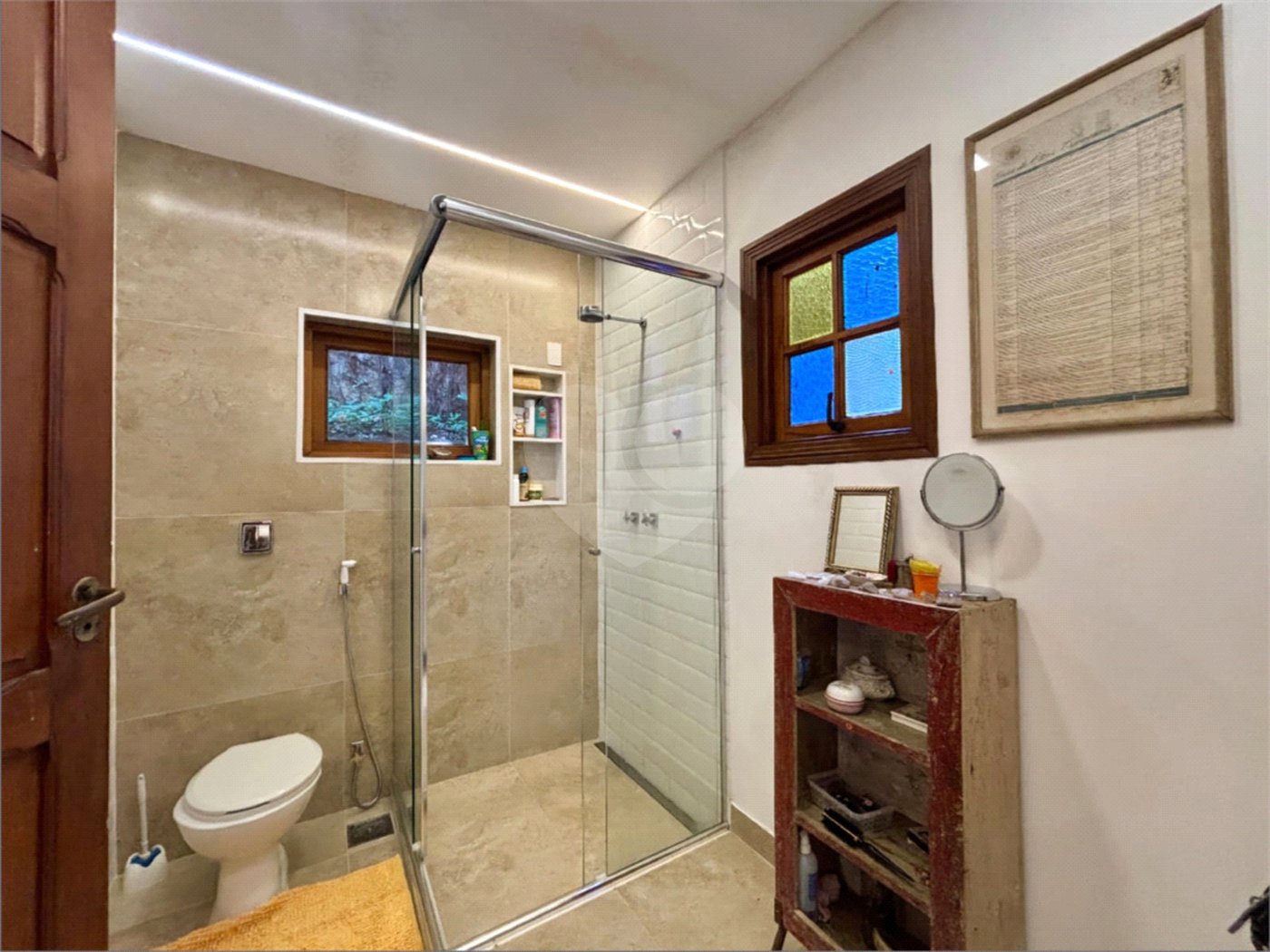 Casa à venda com 4 quartos, sendo 1 suíte, em Lagoa, Rio de Janeiro, RJ