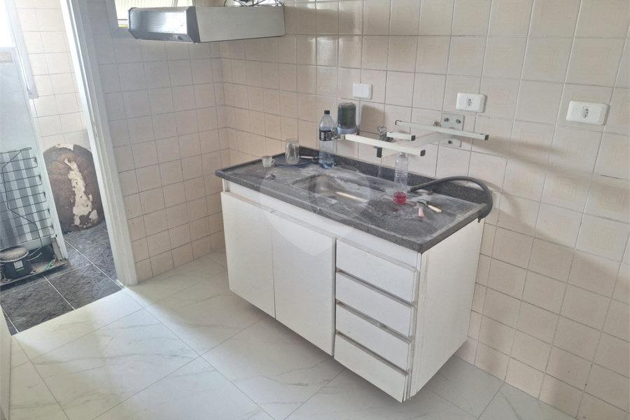Apartamento à venda com 2 quartos em Campo Limpo, São Paulo, SP
