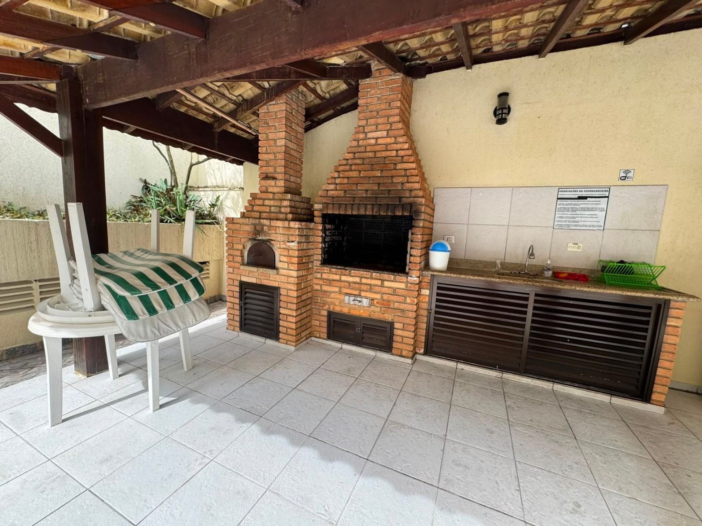 Apartamento com 3 dormitórios para alugar, 80 m² por R$ 4.000,02/mês - Balneário Cidade Atlântica - Guarujá/SP