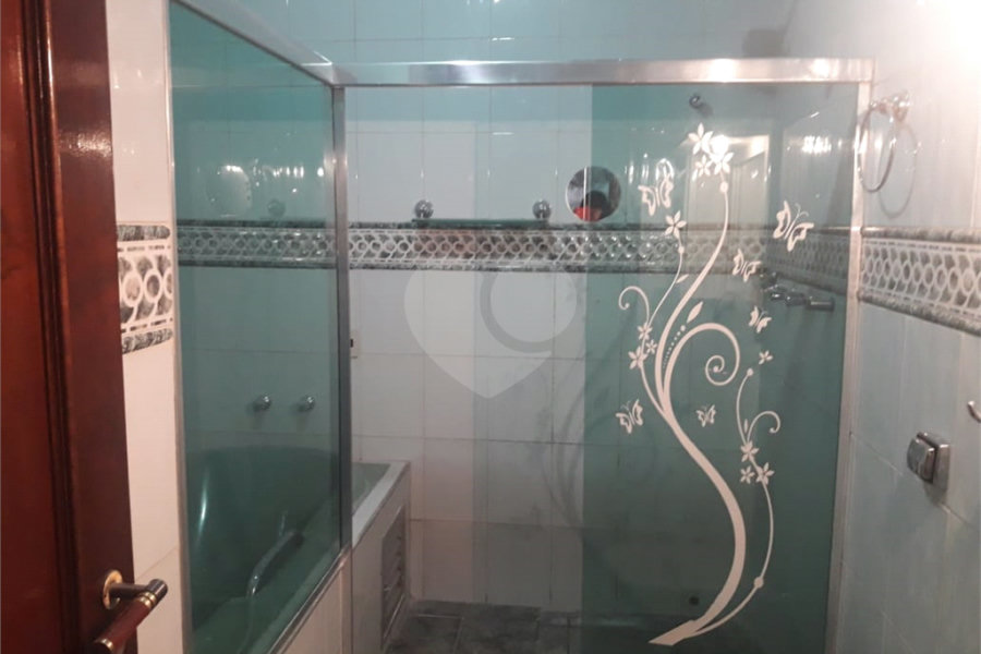 Sobrado à venda com 4 quartos, sendo 1 suíte, em Jaçanã, São Paulo, SP