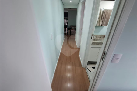 Apartamento à venda com 2 quartos em Vila Carmosina, São Paulo, SP