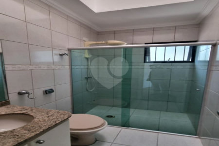 Casa à venda com 3 quartos, sendo 1 suíte,  no condomínio Residencial Villagio, São Paulo - SP