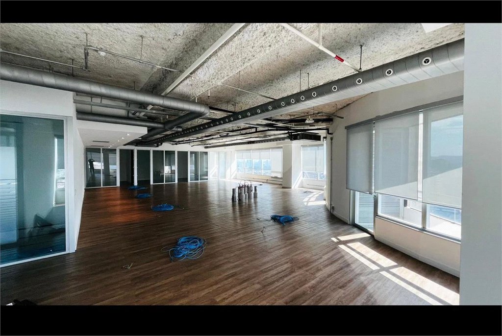 Sala para alugar em Alphaville Industrial, Barueri, SP