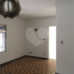 Casa à venda com 3 quartos, sendo 1 suíte, em Parque Bristol, São Paulo, SP