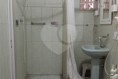 Casa Térrea à venda com 3 quartos em Pacaembu, São Paulo, SP