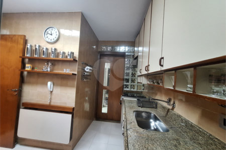 Apartamento à venda com 3 quartos, sendo 1 suíte, em Maracanã, Rio de Janeiro, RJ