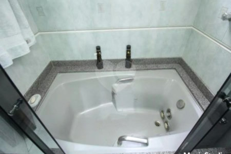 Apartamento à venda com 3 suítes em Vila Regente Feijó, São Paulo, SP