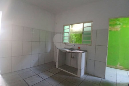 Casa à venda com 2 quartos em Jardim das Palmeiras, Atibaia, SP