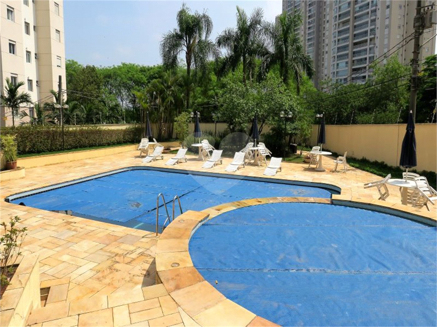 Apartamento à venda com 4 quartos, sendo 3 suítes,  em Jardim Monte Kemel, São Paulo, SP