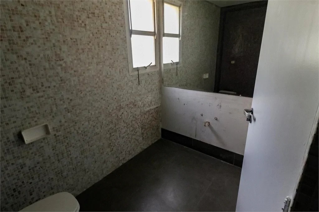 Apartamento à venda com 3 quartos, sendo 2 suítes, em Vila Andrade, São Paulo, SP