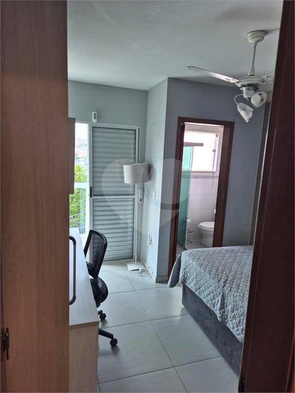 Sobrado à venda com 2 quartos, sendo 1 suíte, em Vila Nivi, São Paulo, SP
