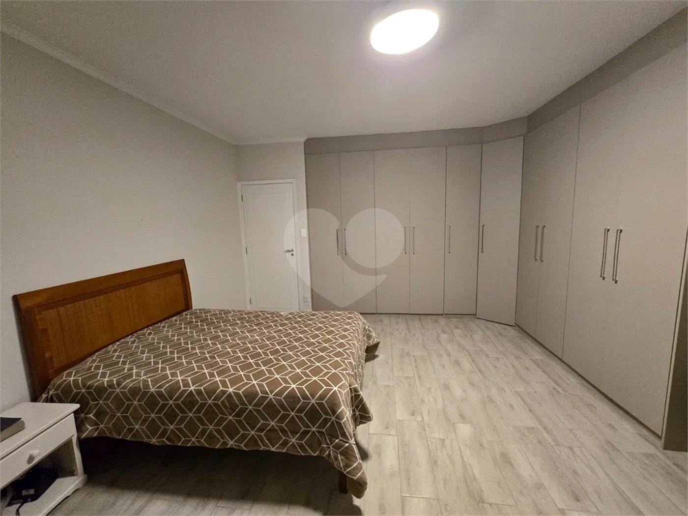 Casa à venda com 3 quartos, sendo 1 suíte, em Santa Teresinha, São Paulo, SP