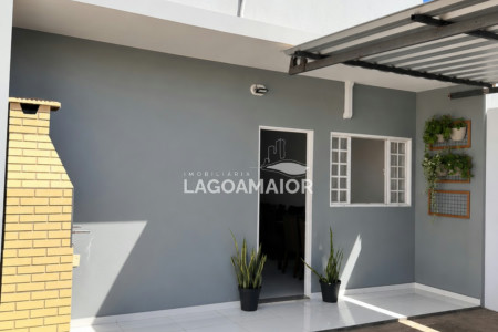 Casa à venda com 2 quartos em Parque Das Mangueiras, Três Lagoas, MS