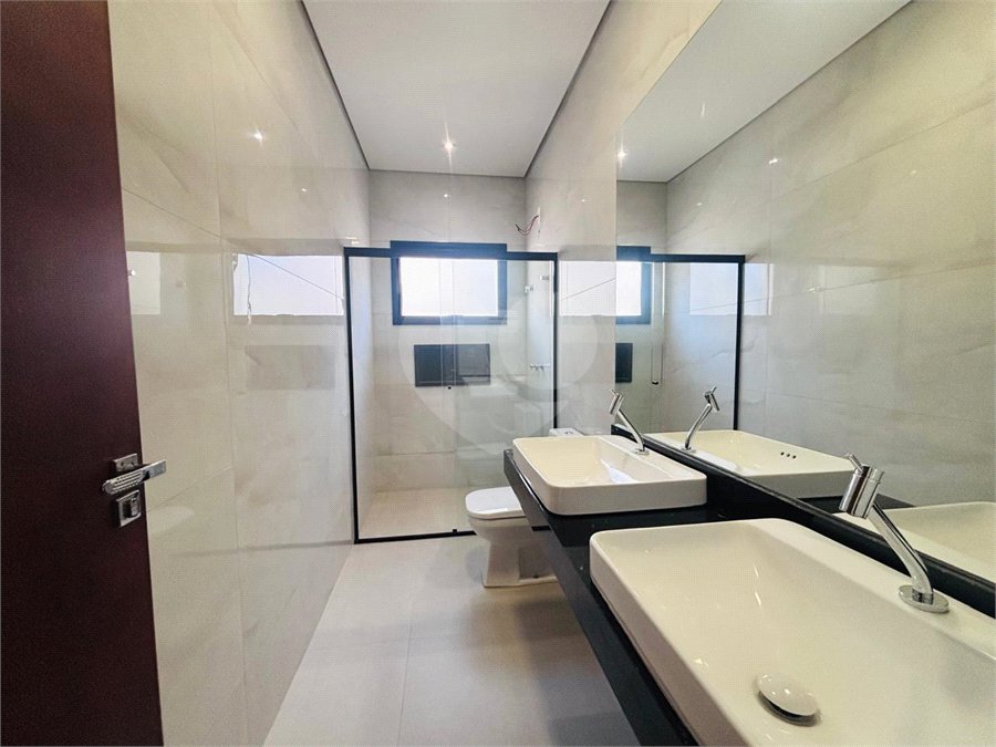 Casa à venda com 3 suítes no condomínio Residencial Chácara Ondina, Sorocaba - SP