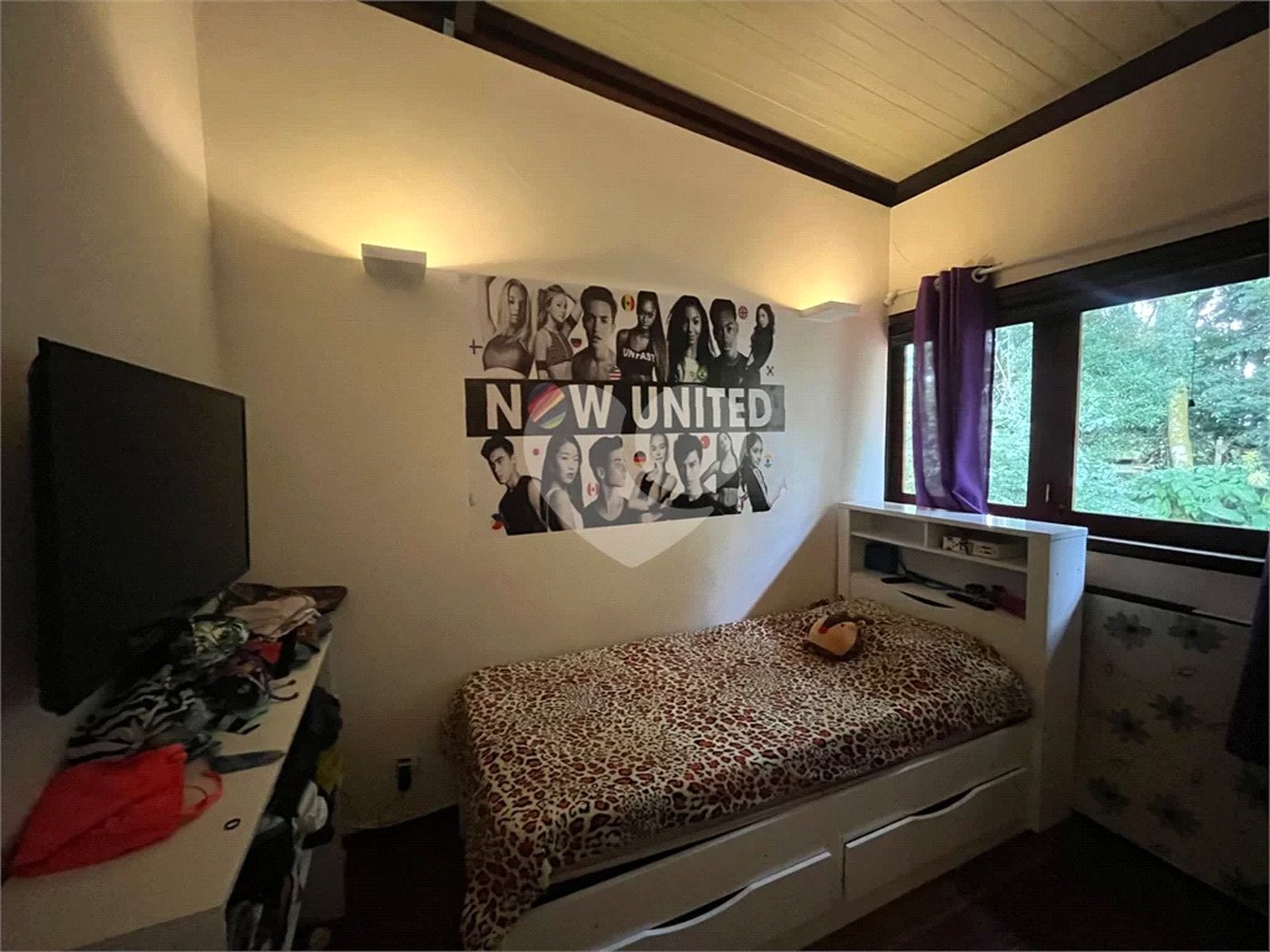 Casa à venda com 3 quartos, sendo 1 suíte, no condomínio Jardim da Montanha I, Mairiporã - SP