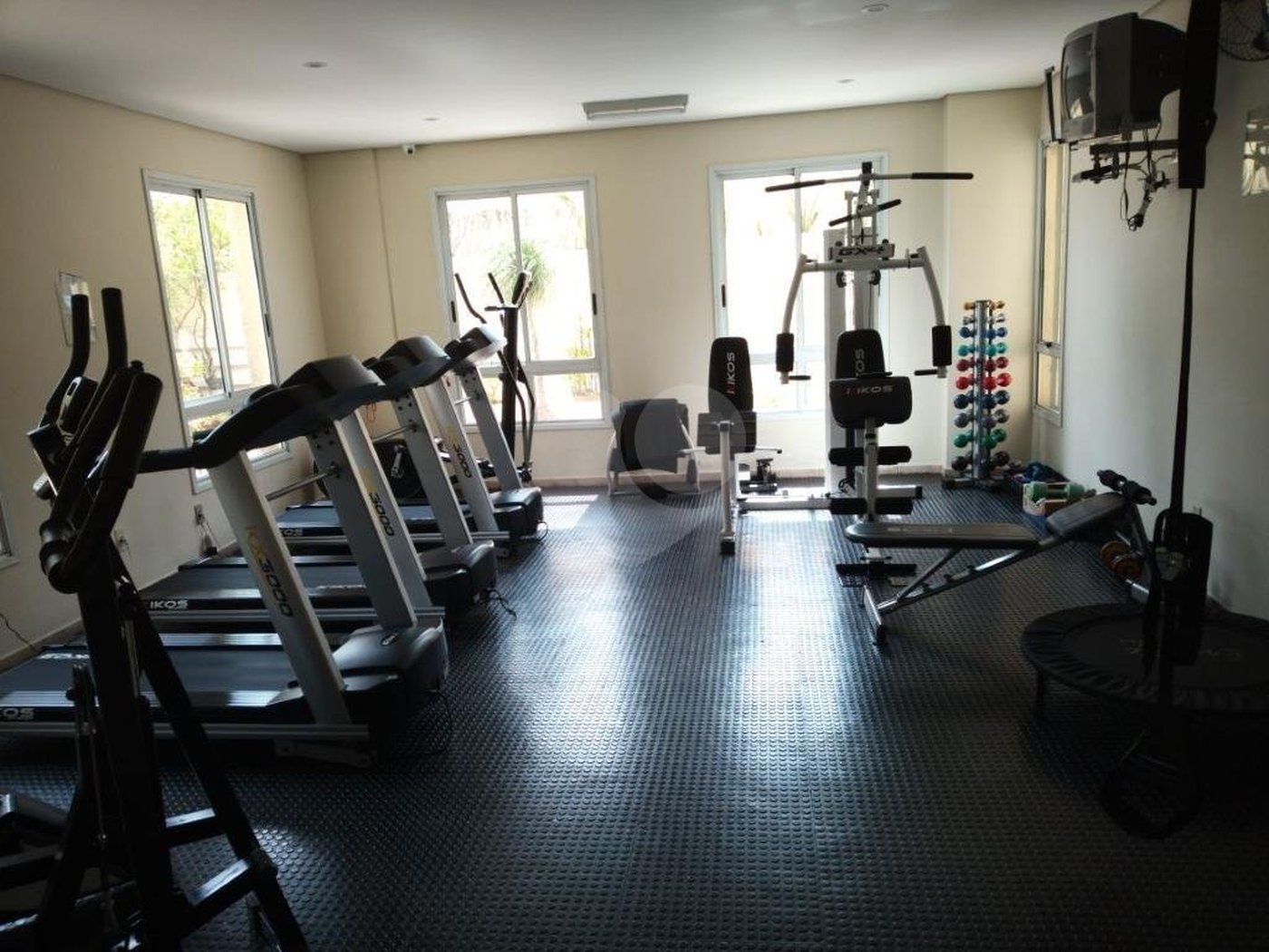 Apartamento à venda com 3 quartos, sendo 1 suíte,  em Vila Vermelha, São Paulo, SP