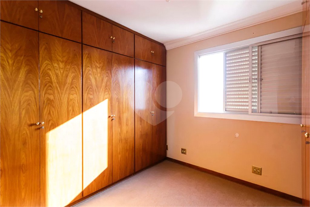 Apartamento à venda com 2 quartos, sendo 1 suíte, em Vila Olímpia, São Paulo, SP